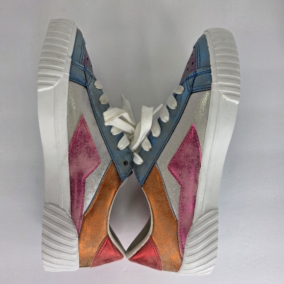 Blowfish Malibu Willa Sneakers Silver Reflect Lace Up Casual Women's Size 6.5 - Picture 10 of 12